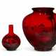 TWO ROYAL DOULTON CERAMIC 'FLAMBE' VASES - Foto 1