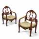 A PAIR OF NORTH EUROPEAN MAHOGANY FAUTEUILS - Foto 1