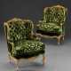 A PAIR OF LOUIS XV GILTWOOD BERGERES AUX OREILLES - Foto 1