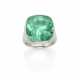 Cushion cut ct. 18.54 emerald and platinum ring, g… - photo 1