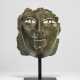 A ROMAN COPPER ALLOY MASK FROM A CAVALRY SPORT OR PARADE HELMET - Foto 1