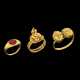 TWO ROMAN GOLD FINGER RINGS AND A ROMAN GOLD AND CARNELIAN FINGER RING - Foto 1