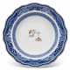 A CHINESE EXPORT PORCELAIN `ORDER OF THE CINCINNATI` SOUP PLATE - Foto 1