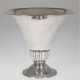 Vase, Schweden 1937, Silber, punziert, 345 g, weite ausschwingende Form auf rundem Stand, H. 17,5 cm, Dm. 20 cm - photo 1