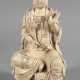 Blanc-de-Chine-Figur "Guanyin mit heiliger Lotosblume" - photo 1