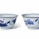 A PAIR OF BLUE AND WHITE BOWLS - фото 1