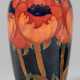 Big Poppy-Vase von William Moocroft - photo 1