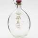 Österreich-Ungarn, Trinkflasche aus Glas mit goldgravierter Inschrift Wien 1848. - photo 1