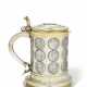 MÜNZHUMPEN OU TANKARD À PIÈCES DE MONNAIE ALLEMAND EN ARGENT ET VERMEIL - photo 1