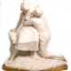 Seger, Ernst (1868 Neurode/Schlesien- 1939 Berlin) "Liebeswerbung", 1901, große Alabaster-Figurengruppe, rückseitig signiert, seitl. auf Marmorplinthe Widmungsschild, ca. 52x50x24 cm - photo 1