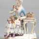 Meissen-Figur "Der Geruch", aus der Serie der fünf Sinne, Schwertermarke 1850-1924, Ritz-Nr. E 5, Entwurf J.C. Schönheit, 1. Wahl, einige Blüten und Blätter bestoßen, 14x10x7,5 cm - фото 1