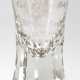 Logen-Glas, Kanone mit Freimaurer-Motiv, rückseitige Namensgravur datiert 19.9.09, Goldrand, massiver Fuß facettiert geschliffen, 1x Kante mit kl. Chip, Boden mit Gravur "G" und "15.", H. 14 cm - photo 1