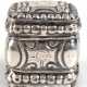 Pillendose, Silber, Holland, punziert, allseitig ornamental reliefiert, Scharnierdeckel, gedellt, Gebrauchspuren, Gew. 29,2 g, 4,5x4,5x3,8 cm - photo 1