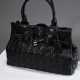 Christian Dior Tasche "Chri Chri", schwarzes gestepptes Cannage Lammleder, anthrazitfarbene Hardware, Magnetverschluss, innen schwarzes Baumwollfutter, Reißverschlusstasche und zwei Einsteckfächer, Schlüssel un… - Foto 1