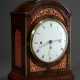 Englische George III Bracket Clock in Mahagoni Gehäuse, großes klassisches englisches Bracket-Clock-Werk mit Rufschlag an Carillon auf 8 Glocken über Schnur, Schlagwerkausschaltung bei 12 Uhr, Wochenwerk und Stundenschla… - Foto 1
