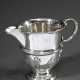 Englisches Milchkännchen mit aufgelegten Ornamenten, MZ: George Nathan & Ridley Hayes, Chester 1906, Silber 925, 135g, H. 9cm, leichte Druckstellen - photo 1