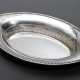 Ellipsoider Brotkorb mit Perlrand, Hugo Böhm & Co., Silber 800, 322g, 4,7x34x19cm - Foto 1