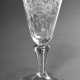 Zartes Barock Kelchglas mit feinem floralem Schliff, Blase im polygonal gezogenem Stiel, Abriss, H. 15cm - Foto 1