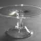 Antikes Glas Tortenplateau auf konisch gezogenem Stiel mit Luftblase über gewölbtem Fuß mit umgeschlagenen Rand, Abriss am Boden, 18.Jh., H. 15,5cm, Ø 29cm, Gebrauchsspuren, Provenienz: Sammlung Friedleben, danach Privat… - photo 1