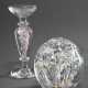 Glas Paperweight auf Ständer mit polychromen Einschmelzungen und Faden im Stiel, Abriss im Boden, 19.Jh., H. 23,5cm - photo 1