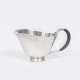 Georg Jensen (Kopenhagen 1866 - Hellerup/Kopenhagen 1935). Saucière Nr. 896 von Jørgen Jensen. - Foto 1
