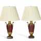 A PAIR OF FRENCH GILT-BRONZE AND RED-PAINTED LAMPS - Foto 1