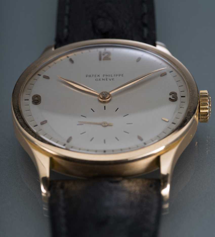 Patek Philippe's Calatrava in rose gold, Ref. 570 R with two-tone dial ...
