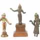 3 Figuren 2x Indien und wohl Nepal, 19. und Anfang… - photo 1 3 Figuren 2x Indien und wohl Nepal, 19. und Anfang… - photo 1