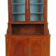 Barock-Aufsatzschrank 18. Jh., Nussbaum/Nussbaumma… - photo 1