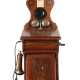 Wandtelefon Anfang 20. Jh., Konstruktion aus Holz … - фото 1