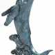 Bronze-Figur "Buckelwal aus Wasser springend", blau patiniert, signiert "Moore", Gießermarke "JB Deposee", H. 20,5 cm, auf rundem schwarzem Steinsockel, Ges.-H. 23,5 cm - Foto 1