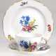 Meissen-Kaffeegedeck, Bunte Blume 3, Goldrand, Neuer Ausschnitt, 1. Wahl - photo 1