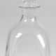 Whisky-Karaffe, Klarglas, gebauchter Korpus mit 4 geschliffenen Seitenflächen und ausgeschliffenem Abriß, 4-kantiger Stopfen, Ges.-H. 20,5 cm - photo 1