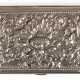 Zigarettenetui, 800er Silber, innen vergoldet, Gravur "Indonesian Bottlers Ltd. Coca Cola- Djakarta 10-1-'61", Deckel mit floralem Relief, Gew. 156 g, 1,2x15x8 cm - photo 1