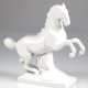 KPM-Figur "Steigendes Pferd", weiß, Entwurf Johannes Eckstein, auf rechteckiger Plinthe, H. 21,3 cm - Foto 1