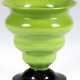 Lötz-Vase, Tango-Glas, um 1920, schwarzer Fuß mit Abriß, mehrfach gebauchter grüner Korpus mit ausgestelltem Rand, H. 13 cm - photo 1