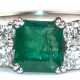 Smaragd-Brillant-Ring, 750er WG, ausgefaßt mit 1 Smaragd von ca. 0,70 ct. und 6 Brillanten von zus. ca. 0,60 ct., VS-Si, Ges.-Gew. 4,23 g, RG 57 (Wiederbeschaffungswert lt. Expertise 4.370,- €) - photo 1
