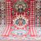 Kazak, rotgrundig mit 3 Medaillons, ornamental gemustert, 245x170 cm - photo 1