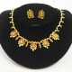GOLD Collier und Ohrstecker Set. - фото 1