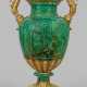 Monumentale Greifenhenkelvase mit Stein-Imitation … - photo 1