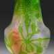 Jugendstil-Ziervase mit Geißblatt-Dekor von Daum F… - photo 1