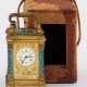 Kleine Reiseuhr im Etui Messing und mehrfarbiges E… - фото 1