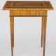 Kleiner Louis XVI-Tisch Nussbaum, furniert. Gerade… - photo 1