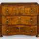 Barock-Kommode Nussbaum, furniert. Gerader, rechte… - Foto 1