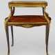 Etagèrentisch im Louis XV-Stil Nussbaum und Rosenh… - photo 1