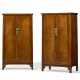 A PAIR OF HUANGHUALI SQUARE-CORNER CABINETS - Foto 1