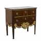A chest of drawers - фото 1