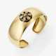A bangle with diamonds and onyx - photo 1