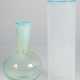 2 Murano-Vasen, Baluster- bzw. Zylinderform mit spiralförmigen Fadeneinschmelzungen und hellblauem Rand, H. 22,5 cm und 30,5 cm - Foto 1