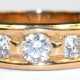 Massiver Band-Ring, 585er GG, ca. 8,6 g, 3 Brillanten von zus. ca. 0,70 ct., TW/SI-P, RG 57, Innendurchmesser 18,1 mm - photo 1